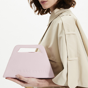 The Trapeze Vinyl Bag in Pink